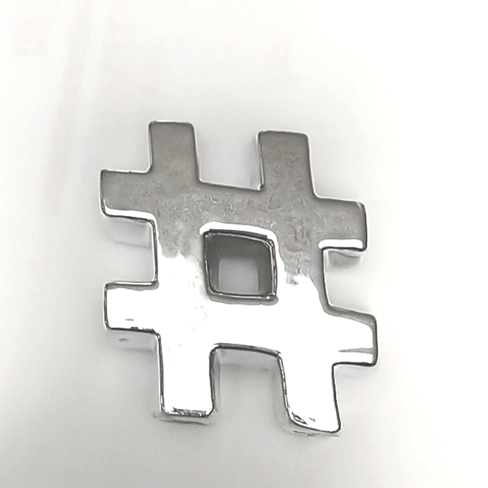Pier One Silver Hashtag - Picture 2 of 5